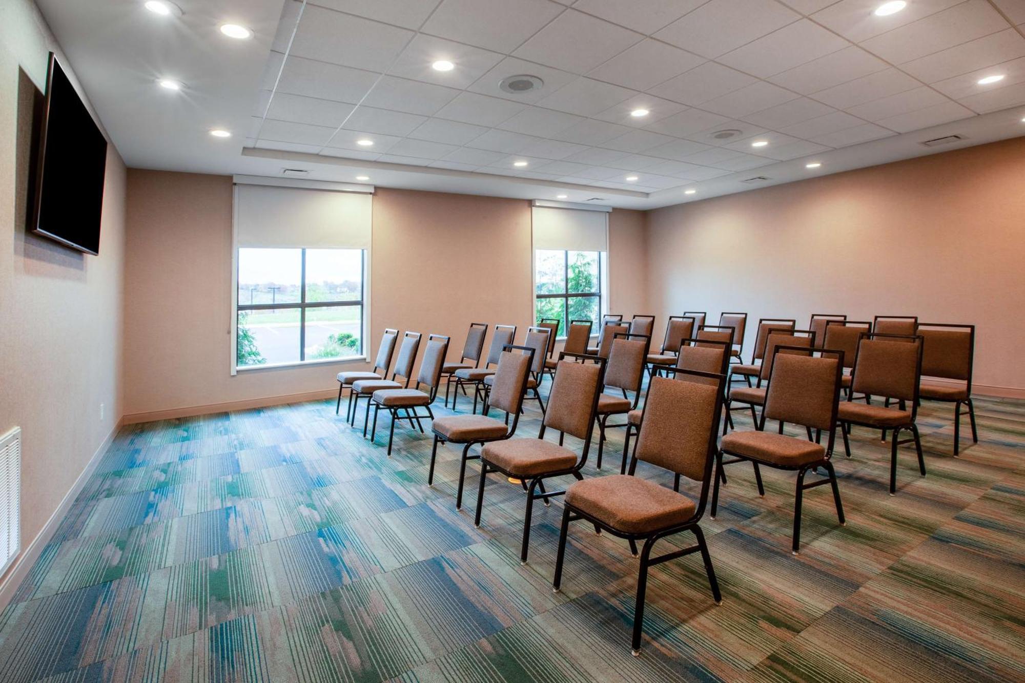Home2 Suites By Hilton Lewisburg, Wv Екстериор снимка